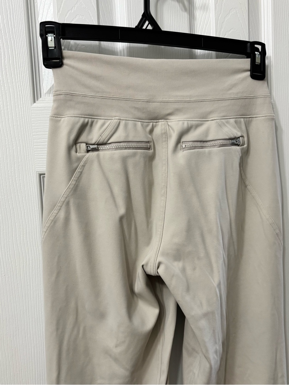 ❌SOLD❌ Athleta Venice High Rise Jogger in Color Abalone Women’s Size XS - Picture 6 of 7